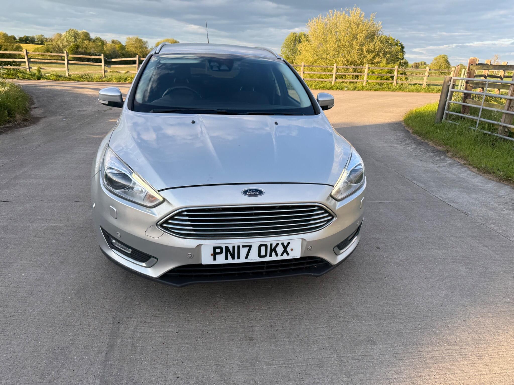 Ford Focus 1.5T EcoBoost Titanium X Euro 6 (s/s) 5dr — photo 69 of 126